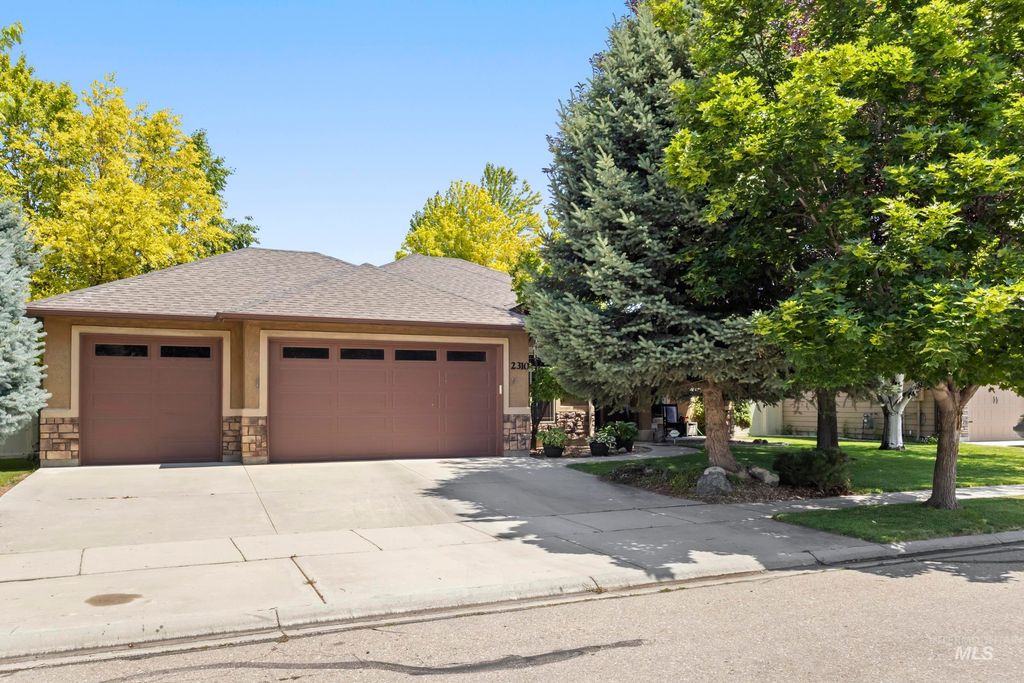 2310 W Herron Loop, Nampa, ID 83686