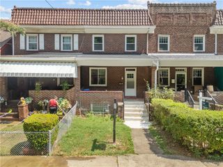 6526 Jackson St, Highland Park, PA 15206
