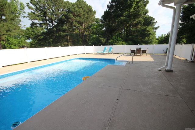 303 Doe Run St., Nashville, AR 71852