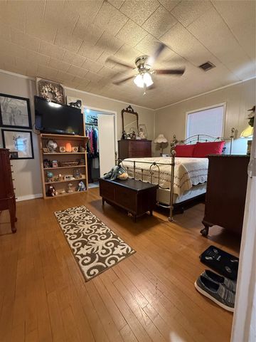 602 Parkway Street, Baytown, TX 77520