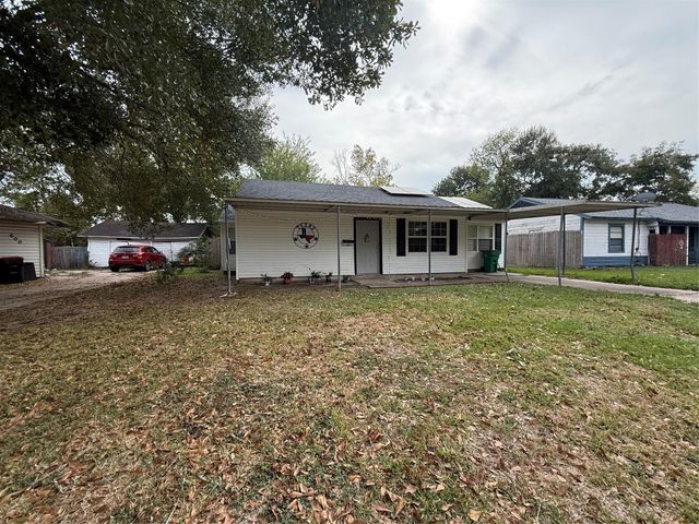 602 Parkway Street, Baytown, TX 77520