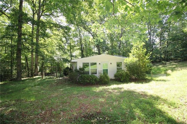 3055 Longstreet Road, Alpharetta, GA 30004