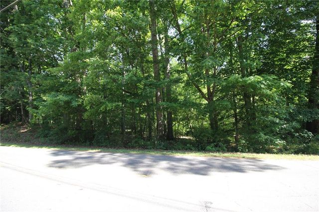 3055 Longstreet Road, Alpharetta, GA 30004
