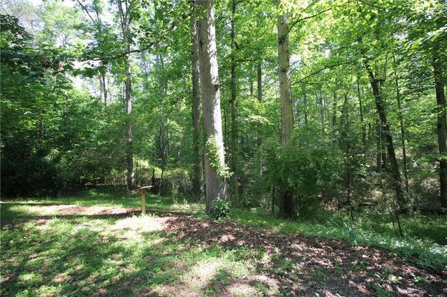 3055 Longstreet Road, Alpharetta, GA 30004
