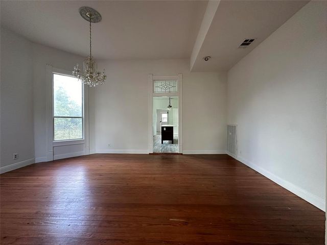 302 N Fm 1660 Highway, Hutto, TX 78634