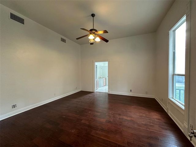 302 N Fm 1660 Highway, Hutto, TX 78634