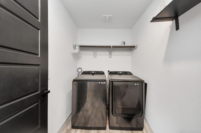 202 Serena Park Lane, Rosharon, TX 77583