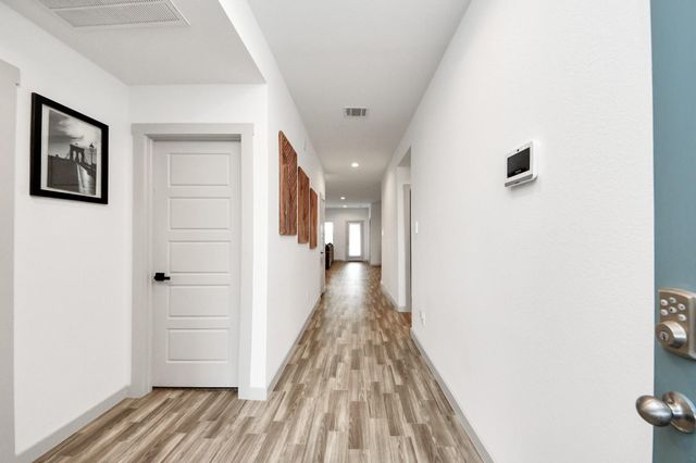 202 Serena Park Lane, Rosharon, TX 77583