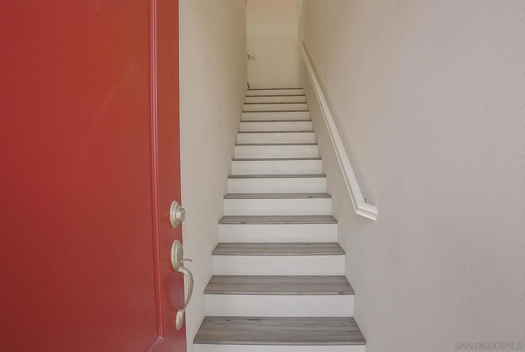 Image 21 of property listing at 1277 Calle Pomelo 3, Chula Vista, CA 91913