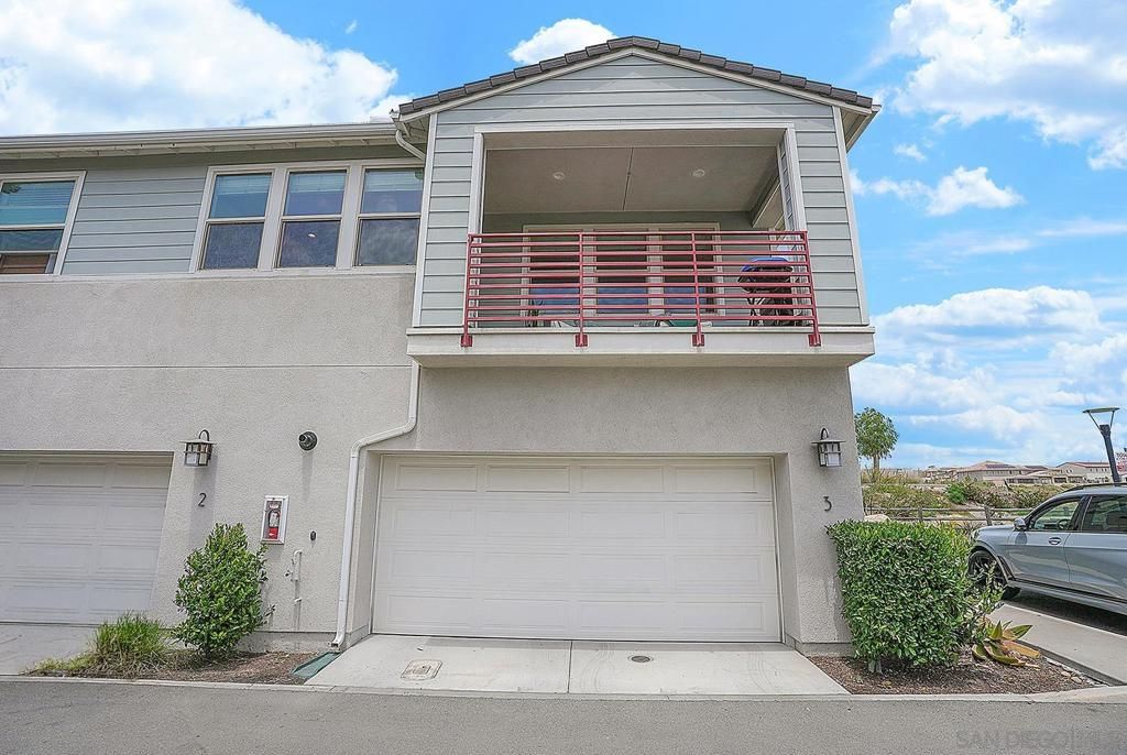Image 23 of property listing at 1277 Calle Pomelo 3, Chula Vista, CA 91913