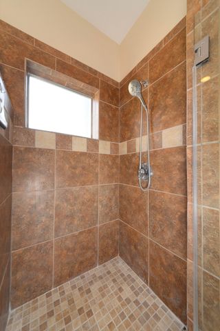 332 Valverde Drive SE, Albuquerque, NM 87108