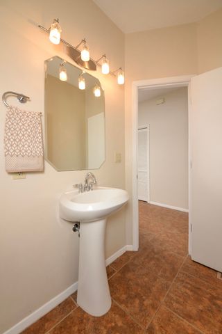 332 Valverde Drive SE, Albuquerque, NM 87108