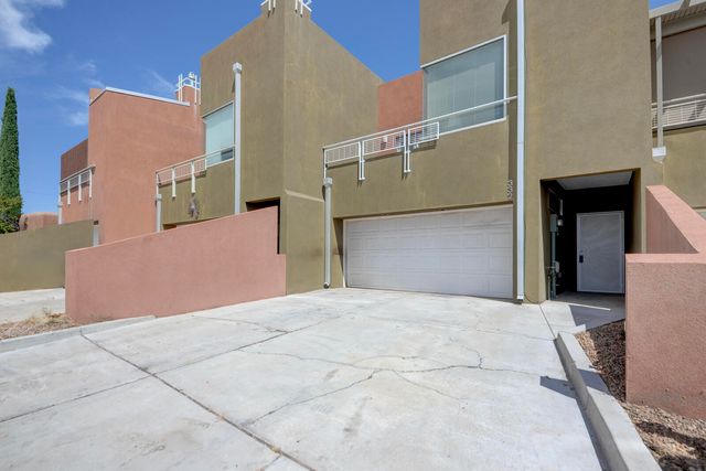 332 Valverde Drive SE, Albuquerque, NM 87108
