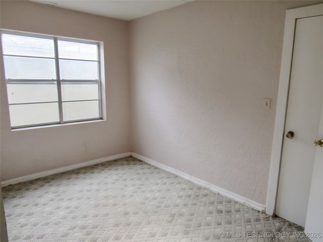 12233 S Oak Street, Claremore, OK 74017