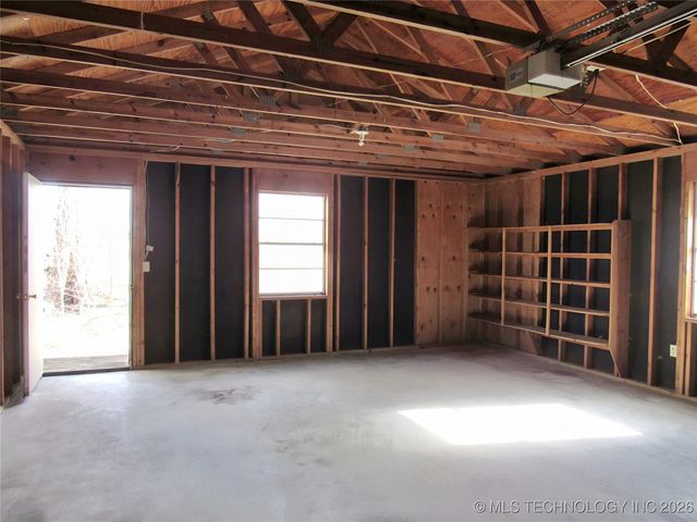 12233 S Oak Street, Claremore, OK 74017