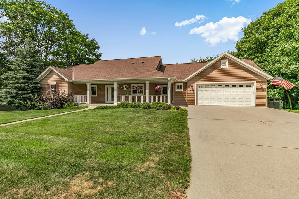 1609 1st Street N, Cold Spring, MN 56320