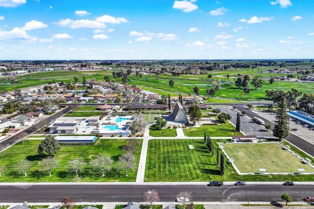 360 Grand Canyon Dr, Vacaville, CA 95687