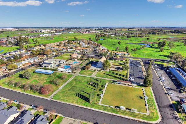 360 Grand Canyon Dr, Vacaville, CA 95687