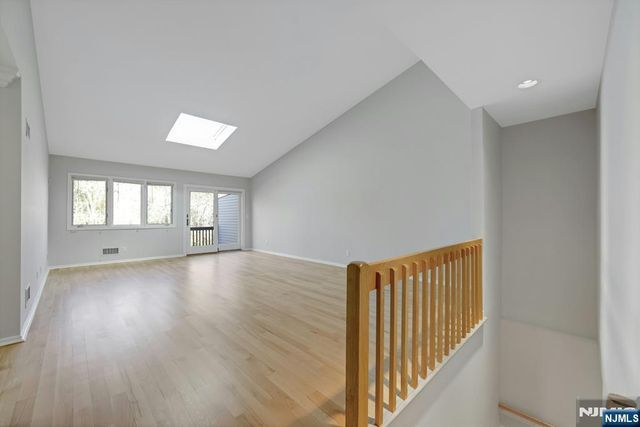 18 Peach Hill Court, Ramsey, NJ 07446