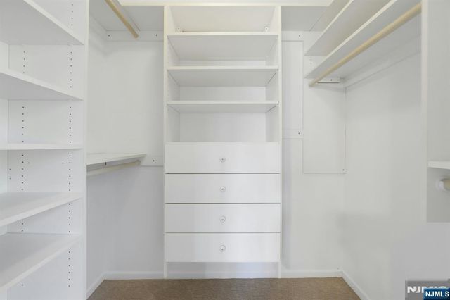 18 Peach Hill Court, Ramsey, NJ 07446