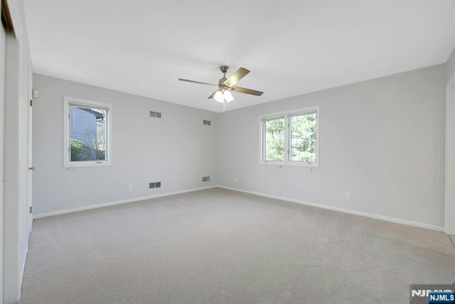 18 Peach Hill Court, Ramsey, NJ 07446