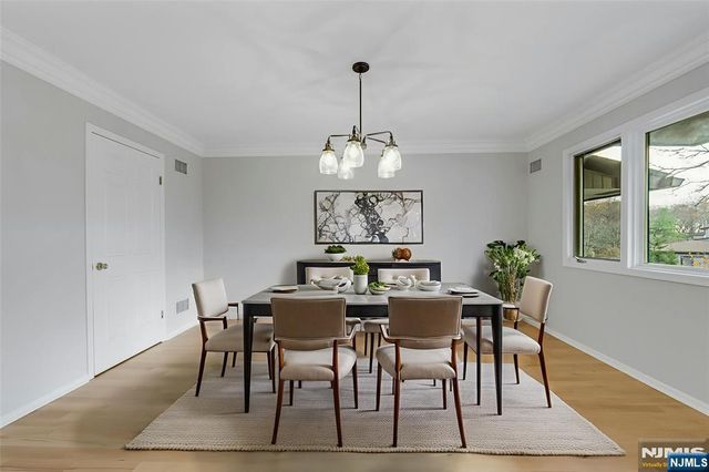 18 Peach Hill Court, Ramsey, NJ 07446