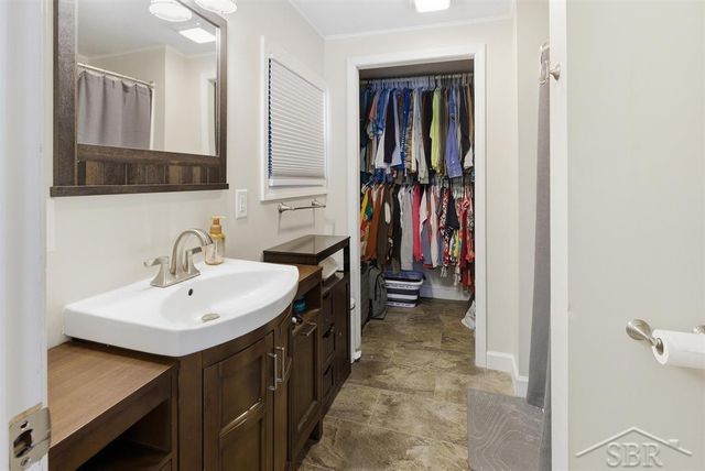 4967 N Mid Bay County Line Road, Midland, MI 48642