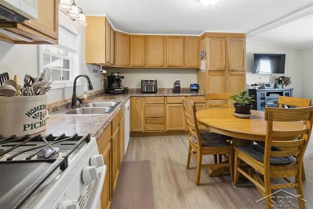 4967 N Mid Bay County Line Road, Midland, MI 48642