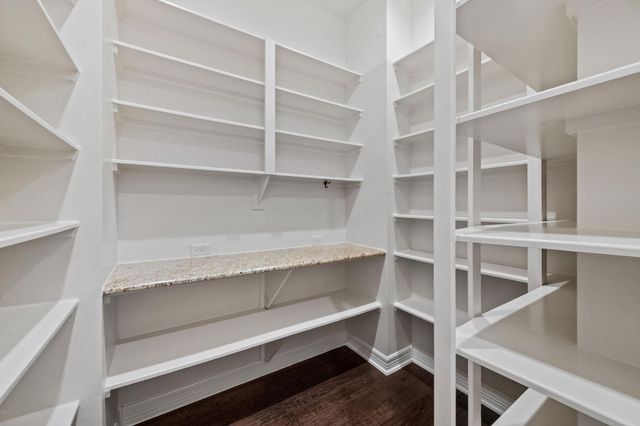 17215 Inyo National Drive, Humble, TX 77346