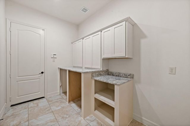 17215 Inyo National Drive, Humble, TX 77346