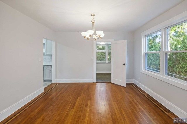 1095 Lambert Road, Teaneck, NJ 07666