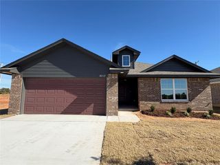 10112 Pennington Street, Harrah, OK 73045