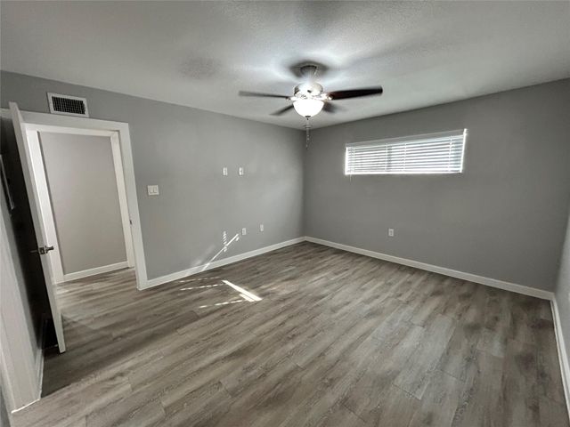 2810 Beauchamp Street 4, Houston, TX 77009