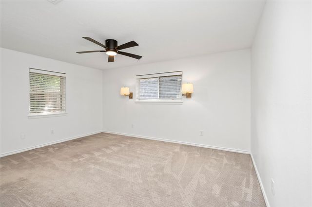 10519 Londonderry Drive, Houston, TX 77043
