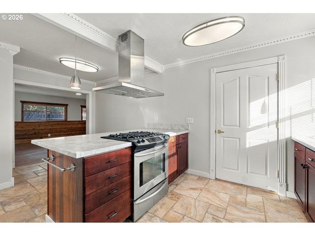 5375 Sw ERICKSON Ave, Beaverton, OR 97005