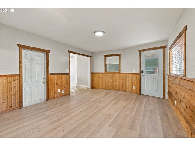5375 Sw ERICKSON Ave, Beaverton, OR 97005
