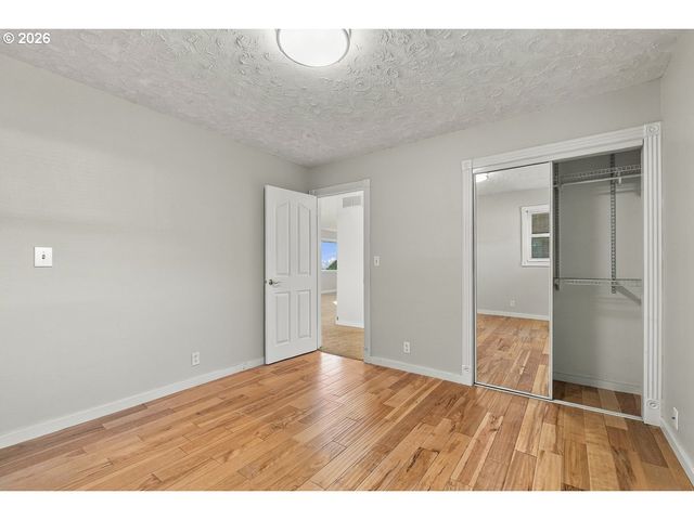 5375 Sw ERICKSON Ave, Beaverton, OR 97005