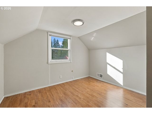 5375 Sw ERICKSON Ave, Beaverton, OR 97005