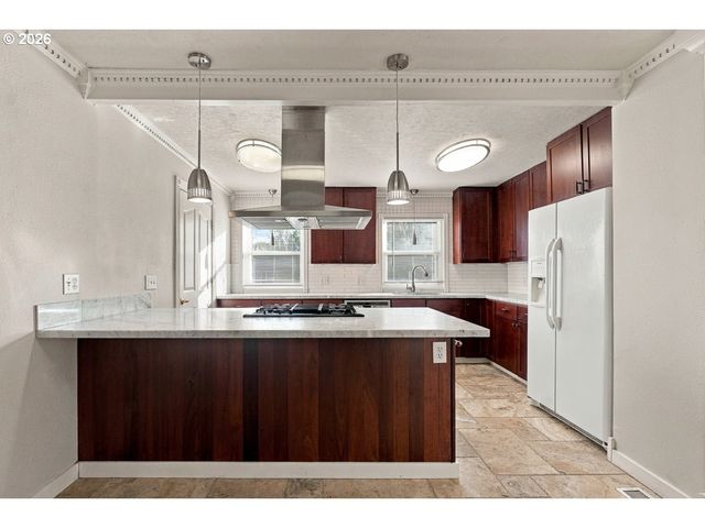 5375 Sw ERICKSON Ave, Beaverton, OR 97005