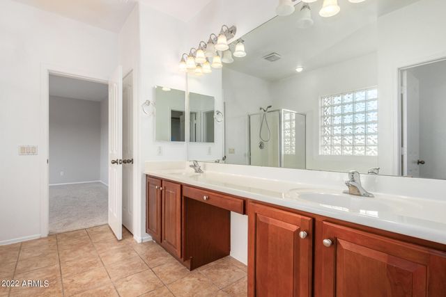 9130 W CYPRESS Street, Phoenix, AZ 85037