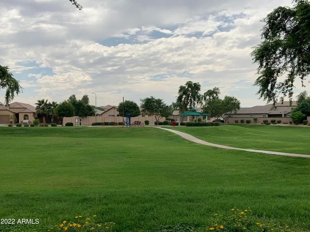 9130 W CYPRESS Street, Phoenix, AZ 85037