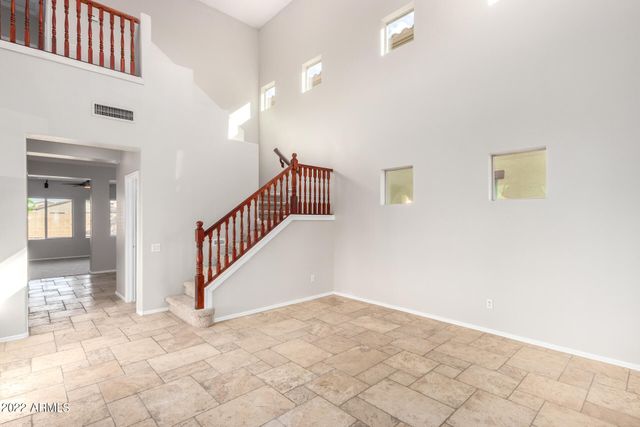 9130 W CYPRESS Street, Phoenix, AZ 85037