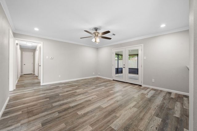 1009 Frances Street, Deer Park, TX 77536