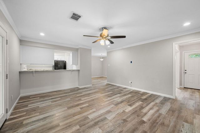 1009 Frances Street, Deer Park, TX 77536