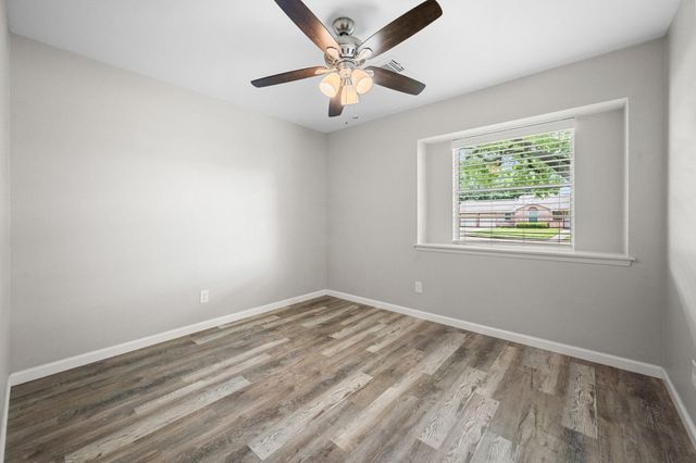 1009 Frances Street, Deer Park, TX 77536