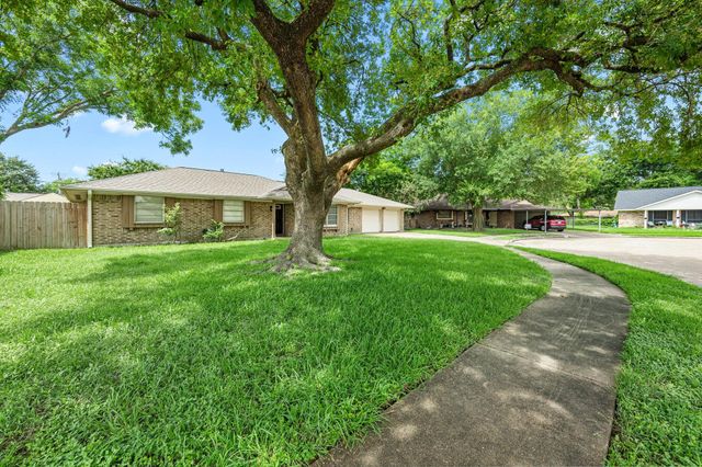 1009 Frances Street, Deer Park, TX 77536