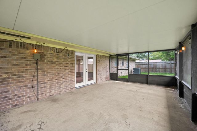 1009 Frances Street, Deer Park, TX 77536