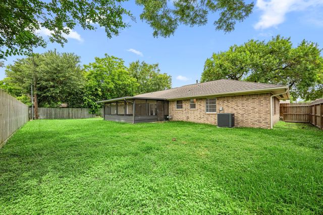 1009 Frances Street, Deer Park, TX 77536