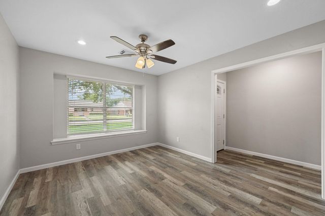 1009 Frances Street, Deer Park, TX 77536