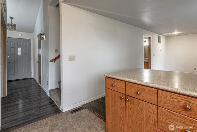 6135 36th Street SE, Auburn, WA 98092